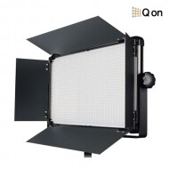Qon LED 1500D / 3200 ~ 5500K / 100W / 방송용 조명 / DMX 리모콘 제공